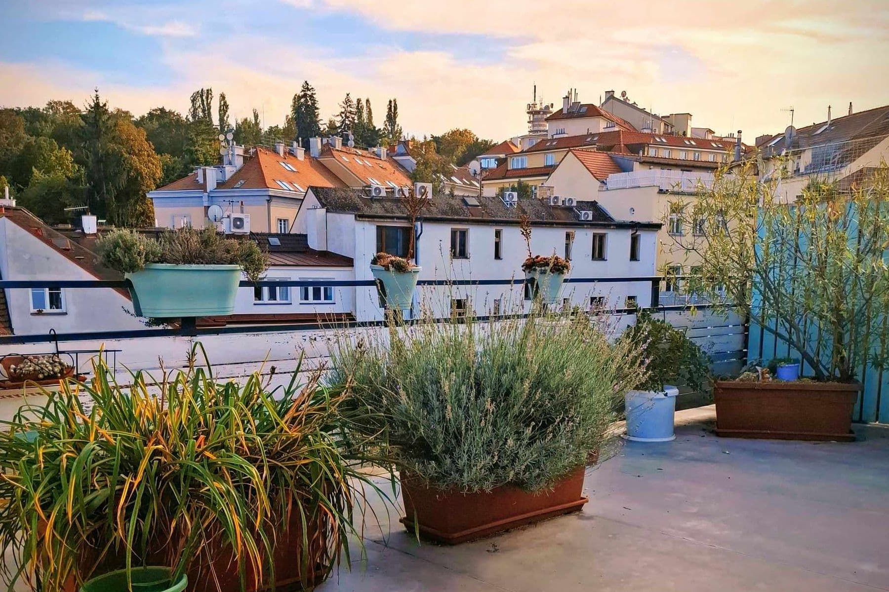 Prodej bytu 5+kk 201 m², Šlikova, Praha, Praha Prodej bytu 5+kk 201 m², Šlikova, Praha, Praha