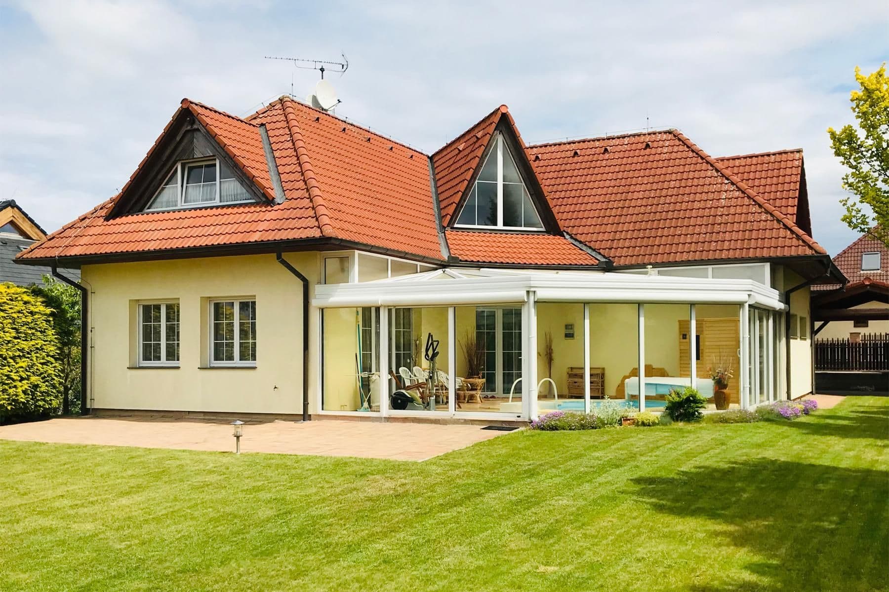 Prodej domu 348 m², pozemek 1.135 m², Sulice, Středočeský kraj Prodej domu 348 m², pozemek 1.135 m², Sulice, Středočeský kraj