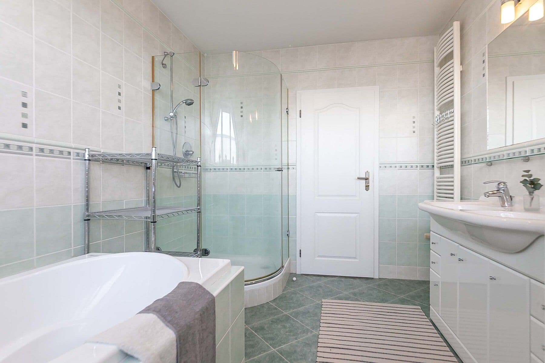 Prodej domu 348 m², pozemek 1.135 m², Sulice, Středočeský kraj Prodej domu 348 m², pozemek 1.135 m², Sulice, Středočeský kraj