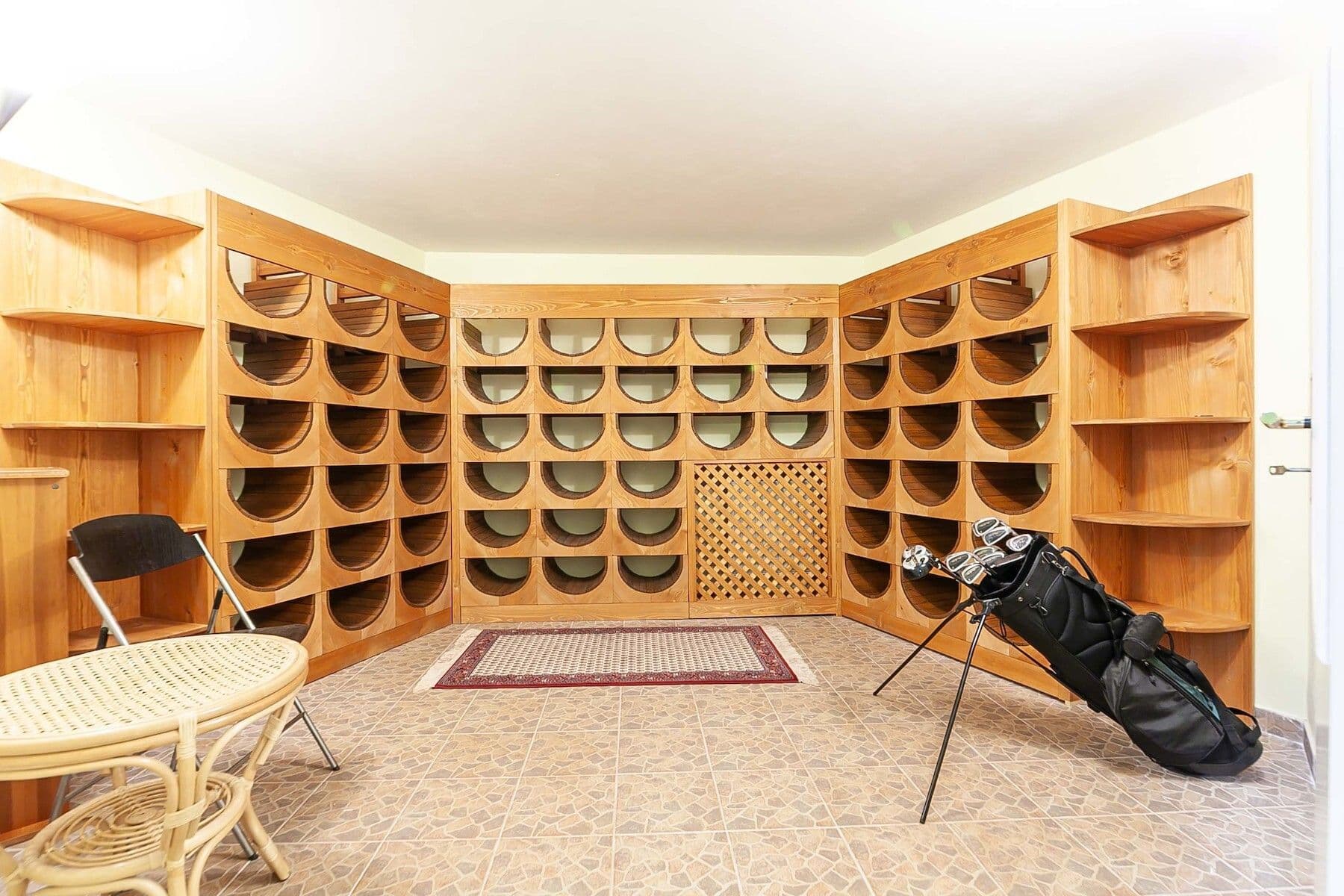 Prodej domu 348 m², pozemek 1.135 m², Sulice, Středočeský kraj Prodej domu 348 m², pozemek 1.135 m², Sulice, Středočeský kraj