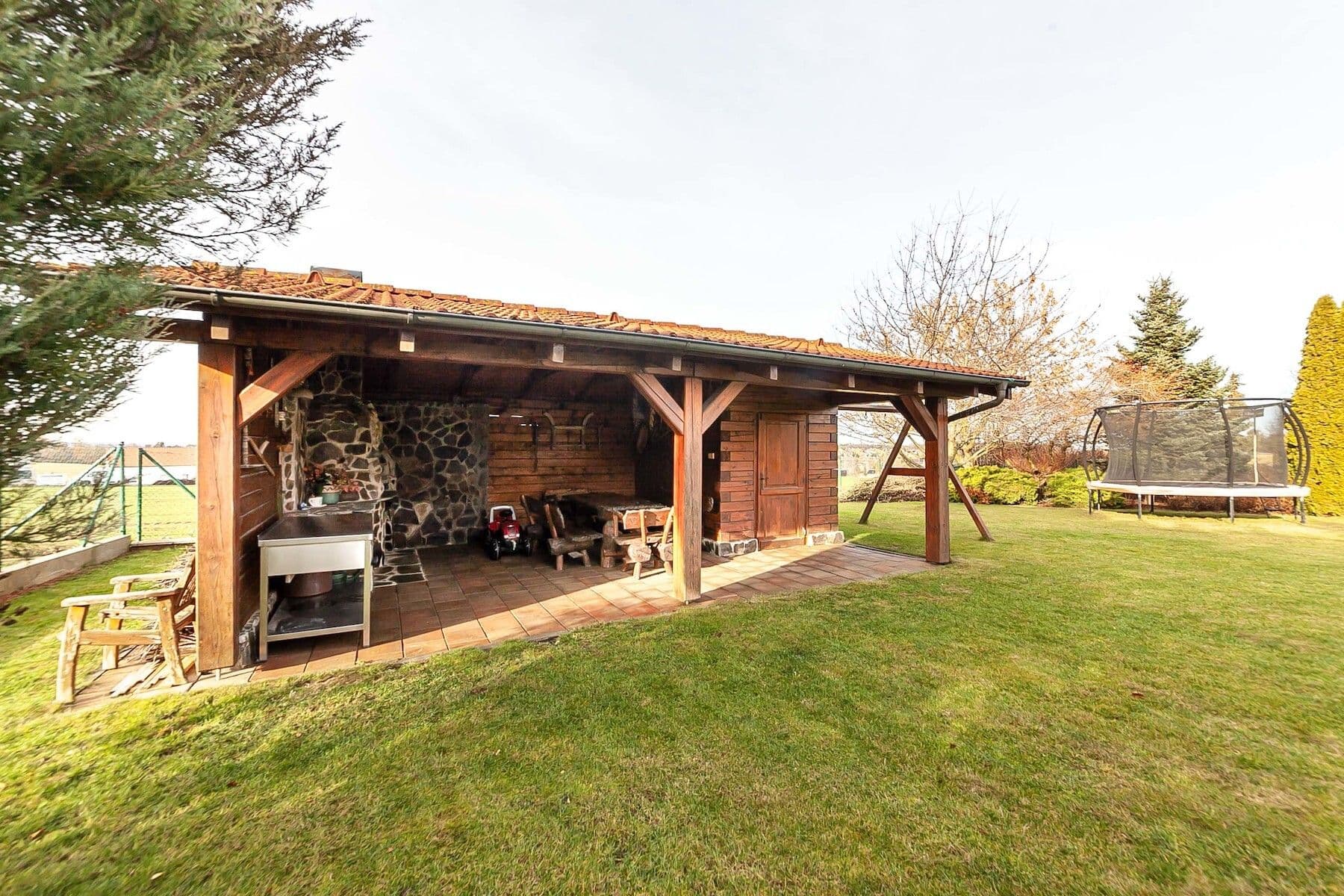 Prodej domu 348 m², pozemek 1.135 m², Sulice, Středočeský kraj Prodej domu 348 m², pozemek 1.135 m², Sulice, Středočeský kraj