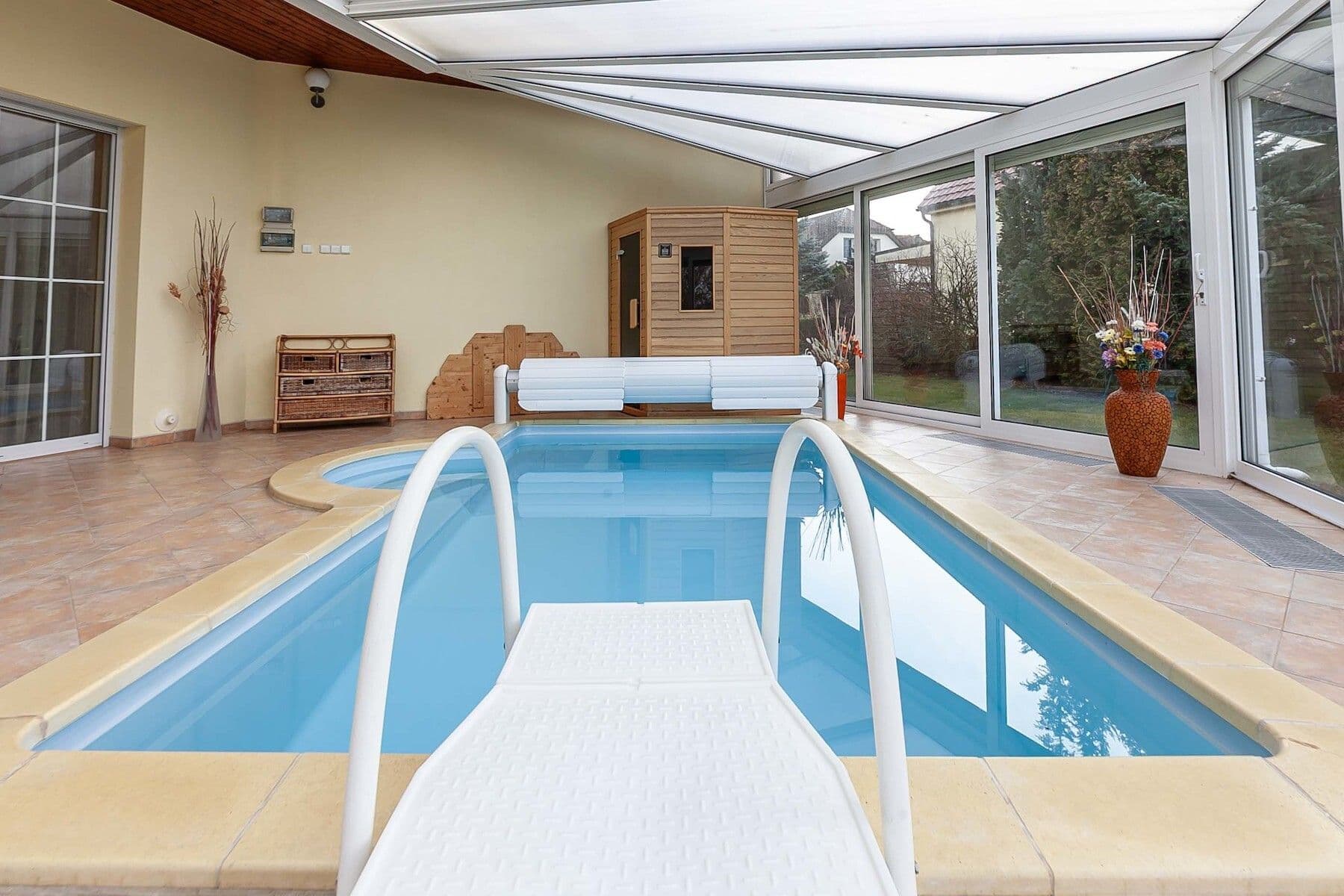 Prodej domu 348 m², pozemek 1.135 m², Sulice, Středočeský kraj Prodej domu 348 m², pozemek 1.135 m², Sulice, Středočeský kraj