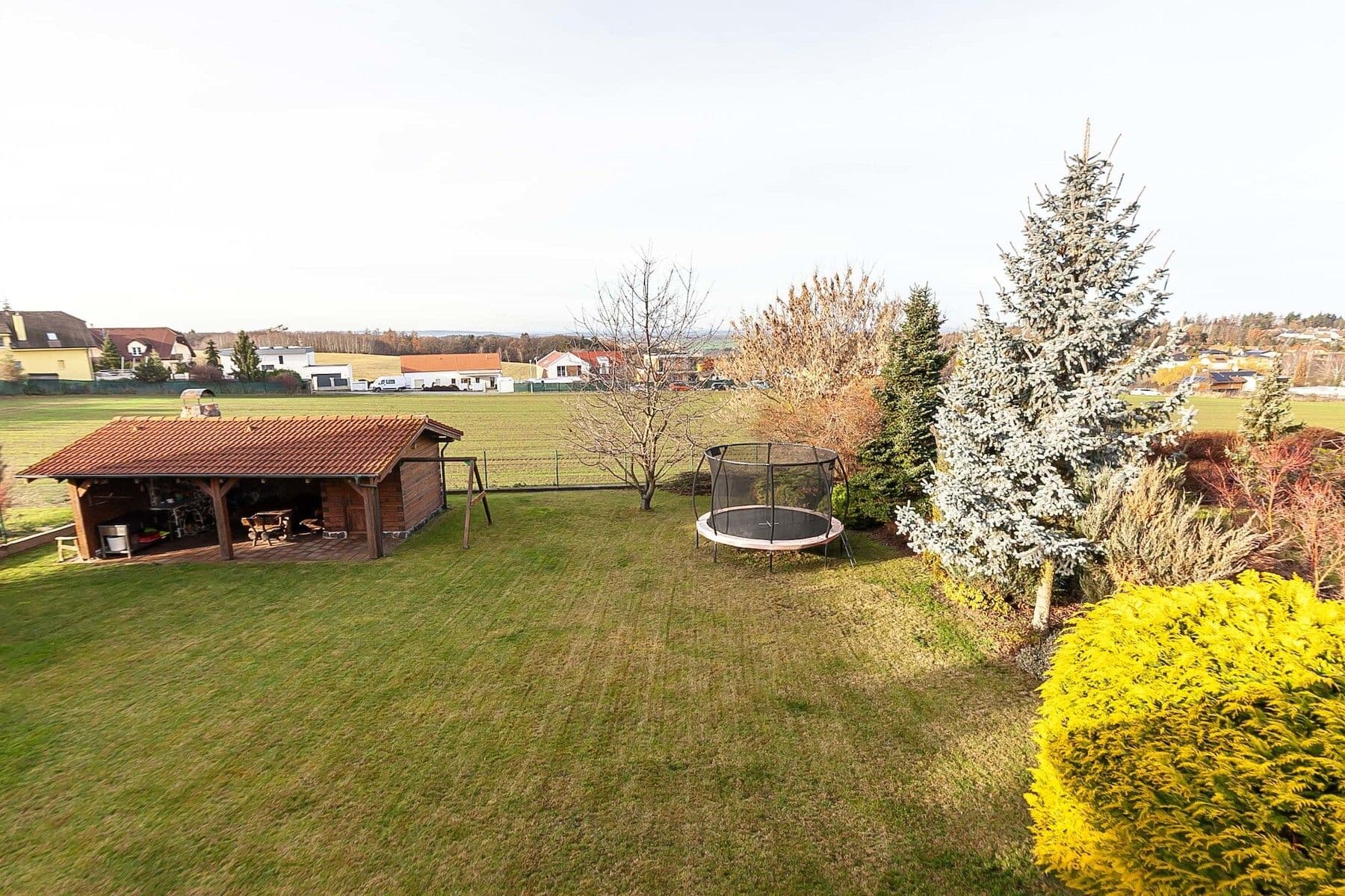 Prodej domu 348 m², pozemek 1.135 m², Sulice, Středočeský kraj Prodej domu 348 m², pozemek 1.135 m², Sulice, Středočeský kraj