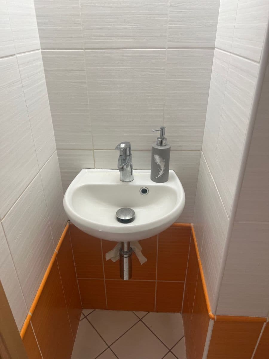 Pronájem bytu 3+1 95 m², Na Neklance, Praha, Praha Pronájem bytu 3+1 95 m², Na Neklance, Praha, Praha