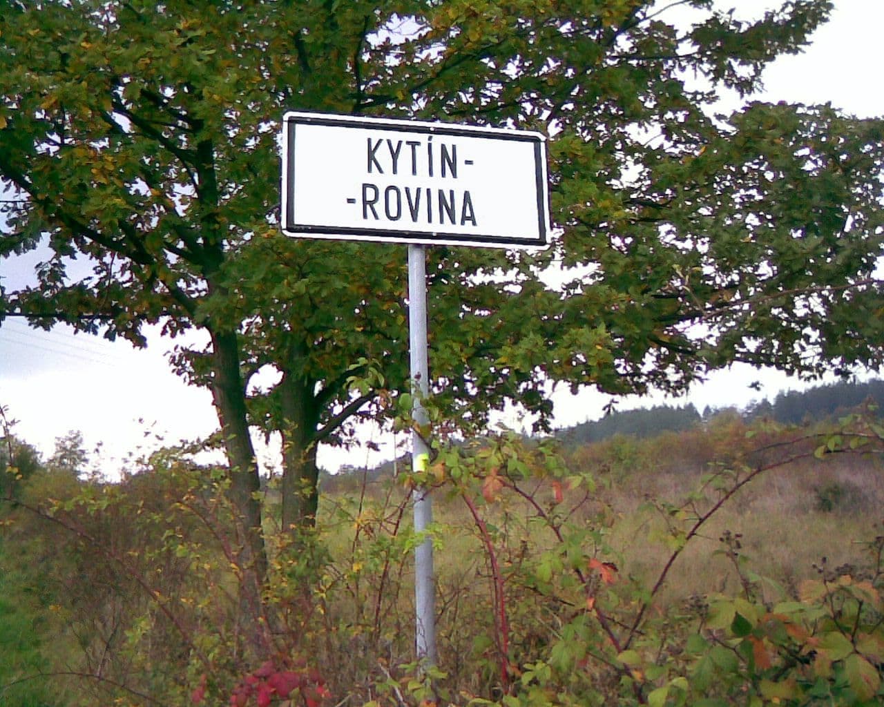 Prodej chaty, chalupy 55 m², pozemek 800 m², Kytín, Středočeský kraj Prodej chaty, chalupy 55 m², pozemek 800 m², Kytín, Středočeský kraj