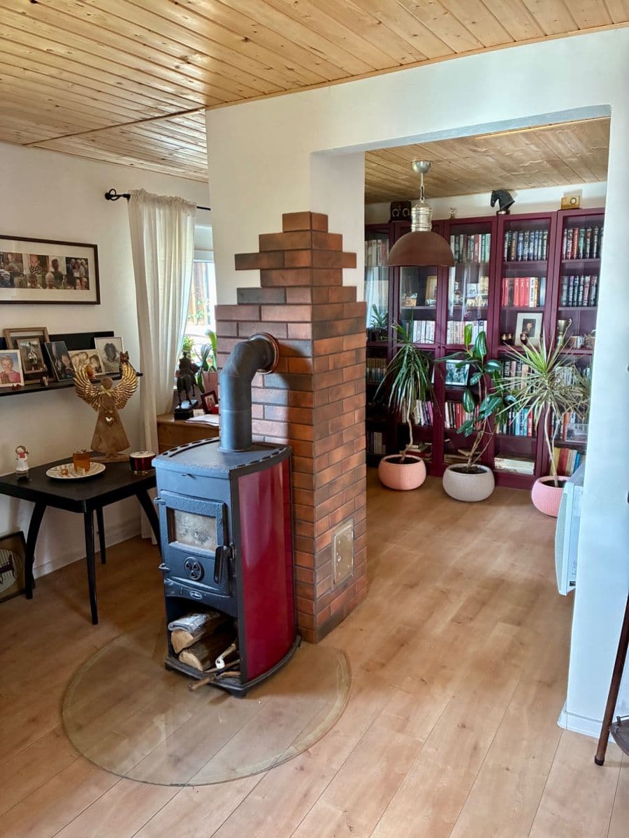 Prodej chaty, chalupy 55 m², pozemek 800 m², Kytín, Středočeský kraj Prodej chaty, chalupy 55 m², pozemek 800 m², Kytín, Středočeský kraj