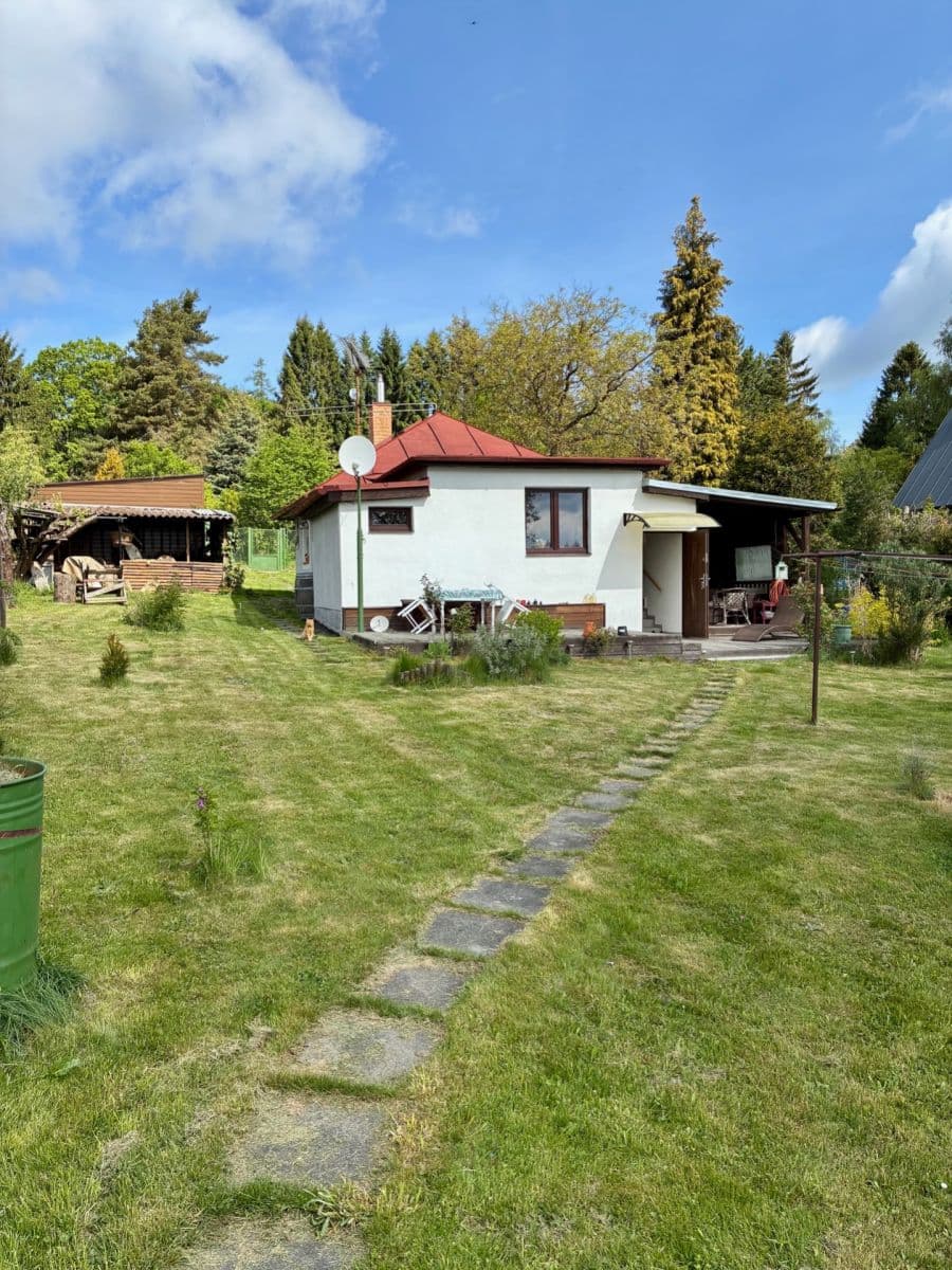 Prodej chaty, chalupy 55 m², pozemek 800 m², Kytín, Středočeský kraj Prodej chaty, chalupy 55 m², pozemek 800 m², Kytín, Středočeský kraj