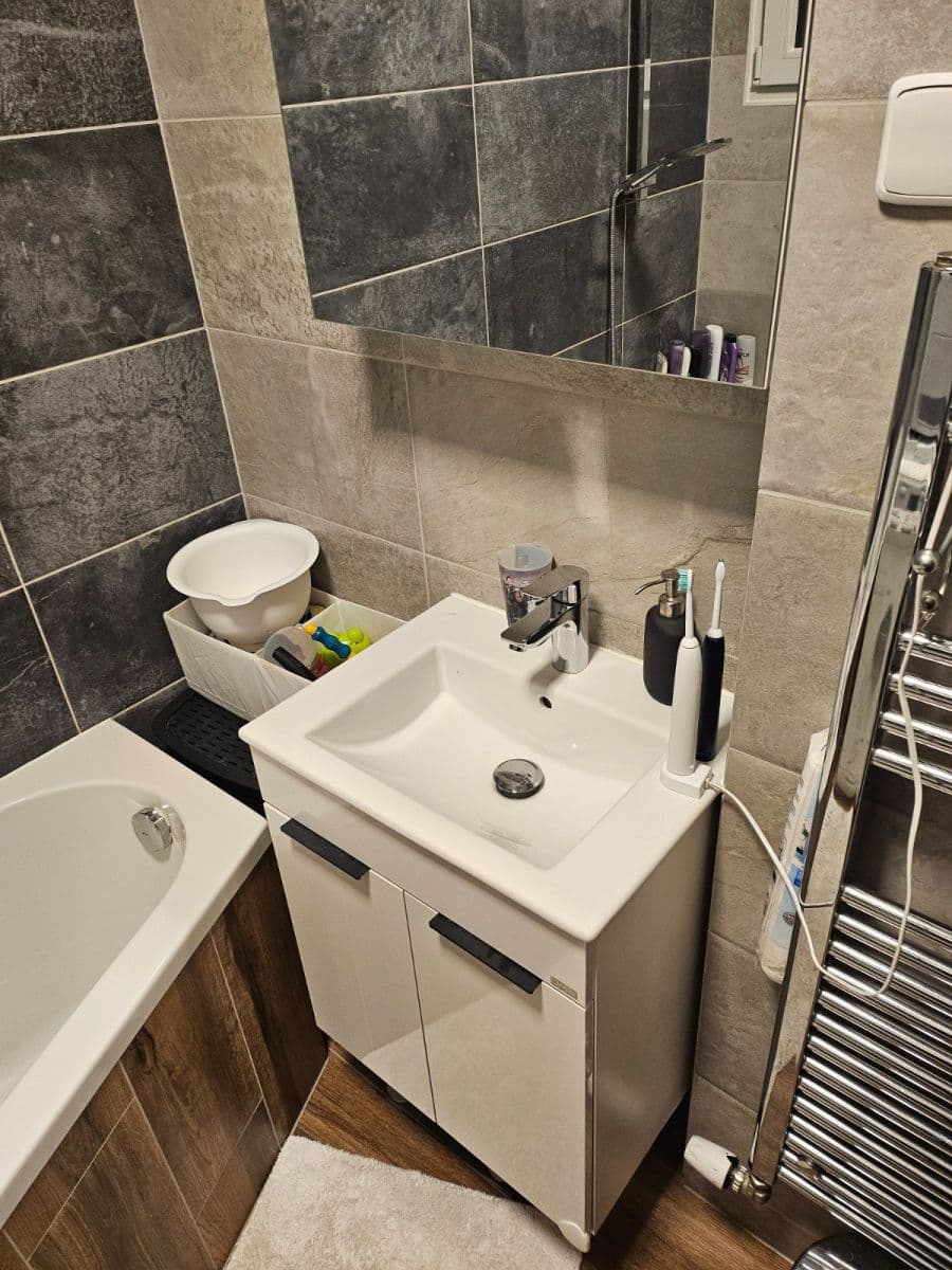 Pronájem bytu 3+kk 60 m², Velvarská, Praha, Praha Pronájem bytu 3+kk 60 m², Velvarská, Praha, Praha