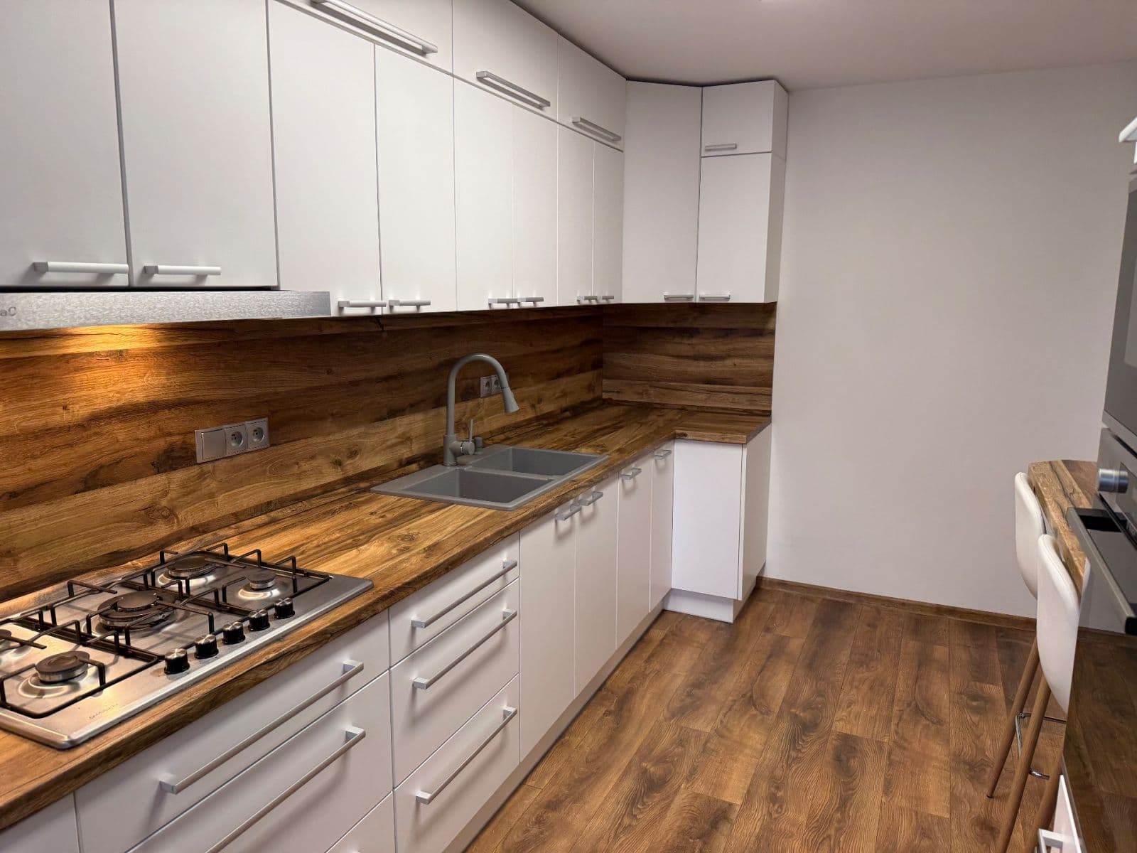 Prodej bytu 2+kk 57 m², Růžová, Rumburk, Ústecký kraj Prodej bytu 2+kk 57 m², Růžová, Rumburk, Ústecký kraj