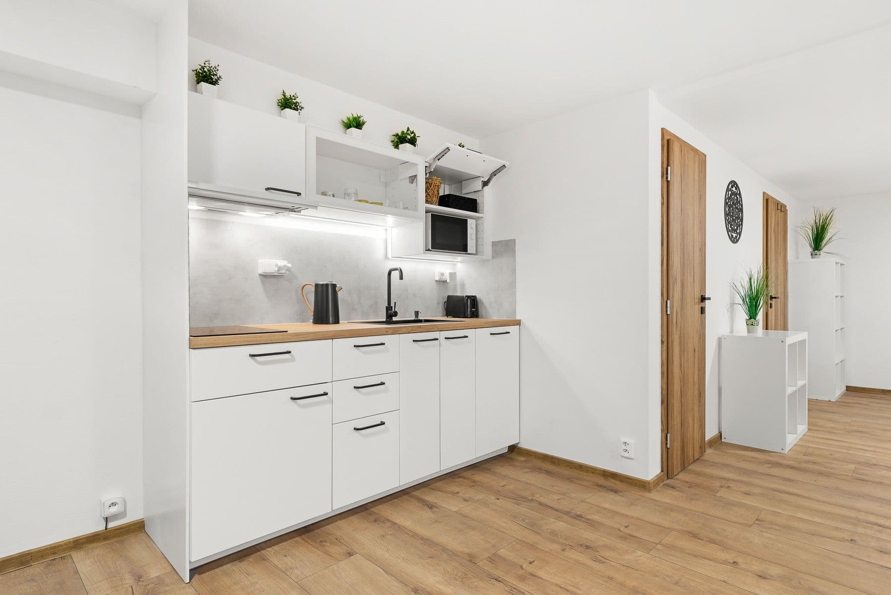 Prodej nebytového prostoru 47 m², Na Hřebenkách, Praha, Praha Prodej nebytového prostoru 47 m², Na Hřebenkách, Praha, Praha