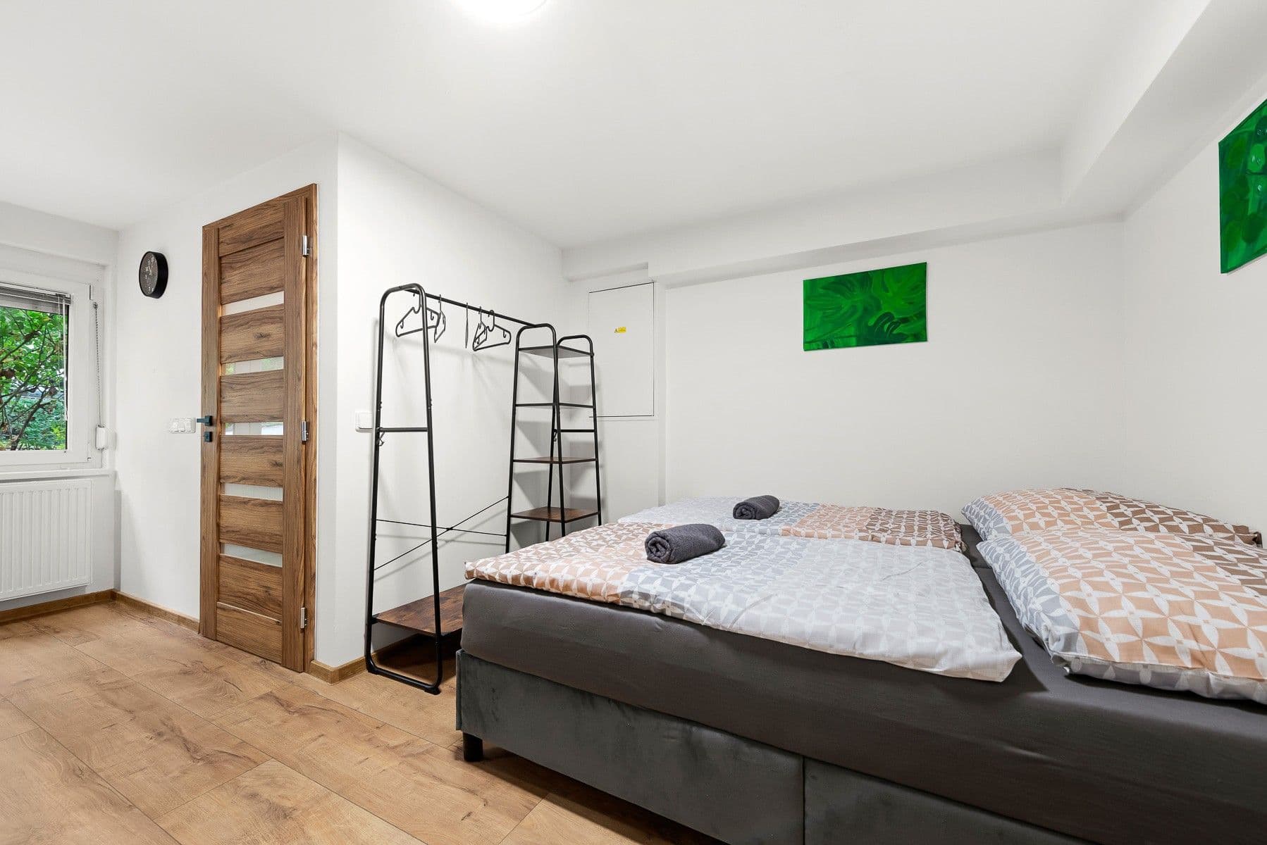 Prodej nebytového prostoru 47 m², Na Hřebenkách, Praha, Praha Prodej nebytového prostoru 47 m², Na Hřebenkách, Praha, Praha