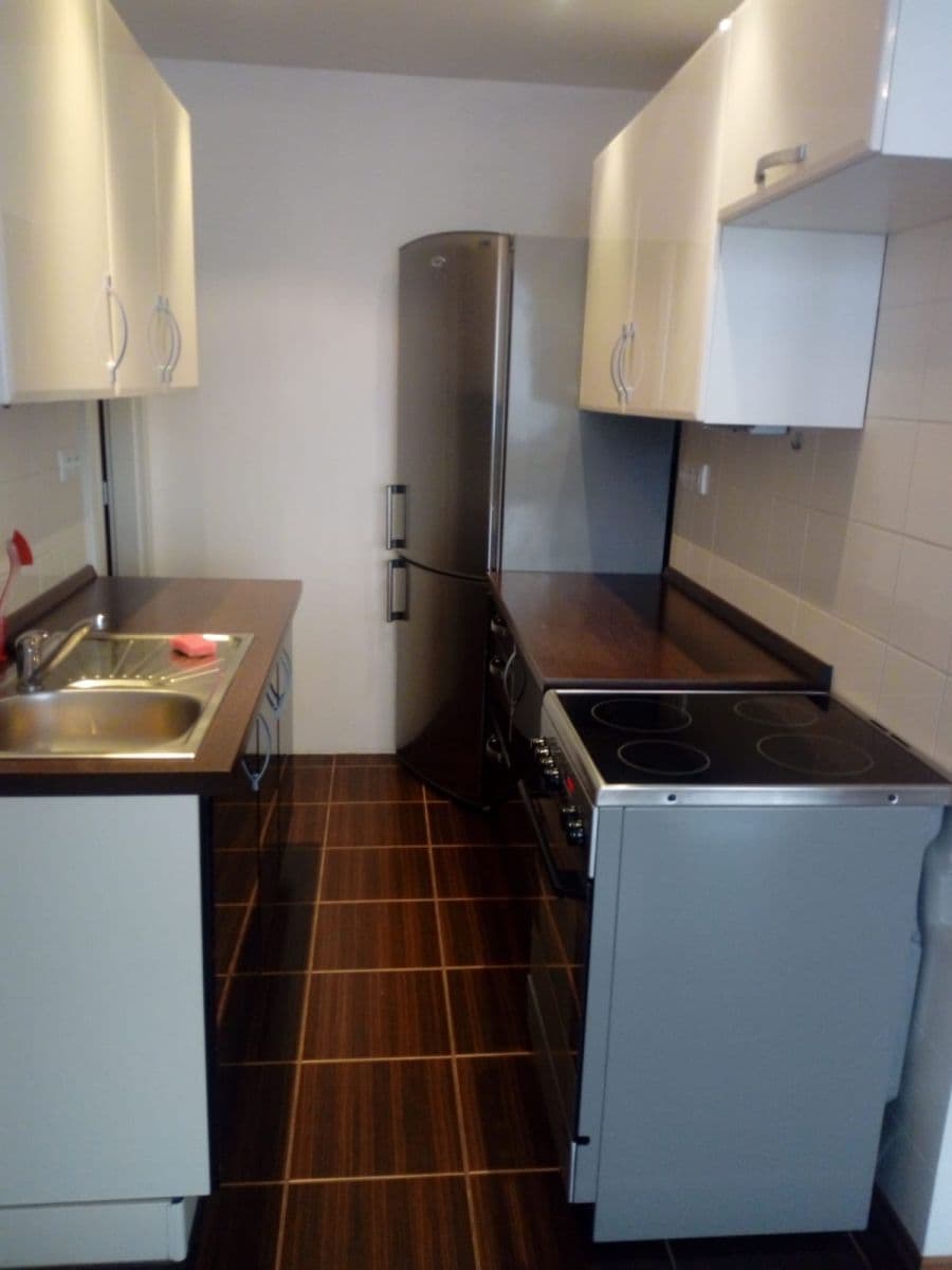 Pronájem bytu 2+kk 40 m², Murgašova, Praha, Praha Pronájem bytu 2+kk 40 m², Murgašova, Praha, Praha