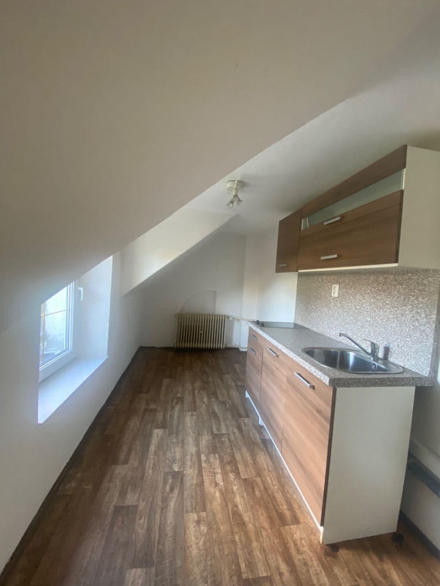 Pronájem bytu 2+1 68 m², Na Vysočanských vinicích, Praha, Praha Pronájem bytu 2+1 68 m², Na Vysočanských vinicích, Praha, Praha