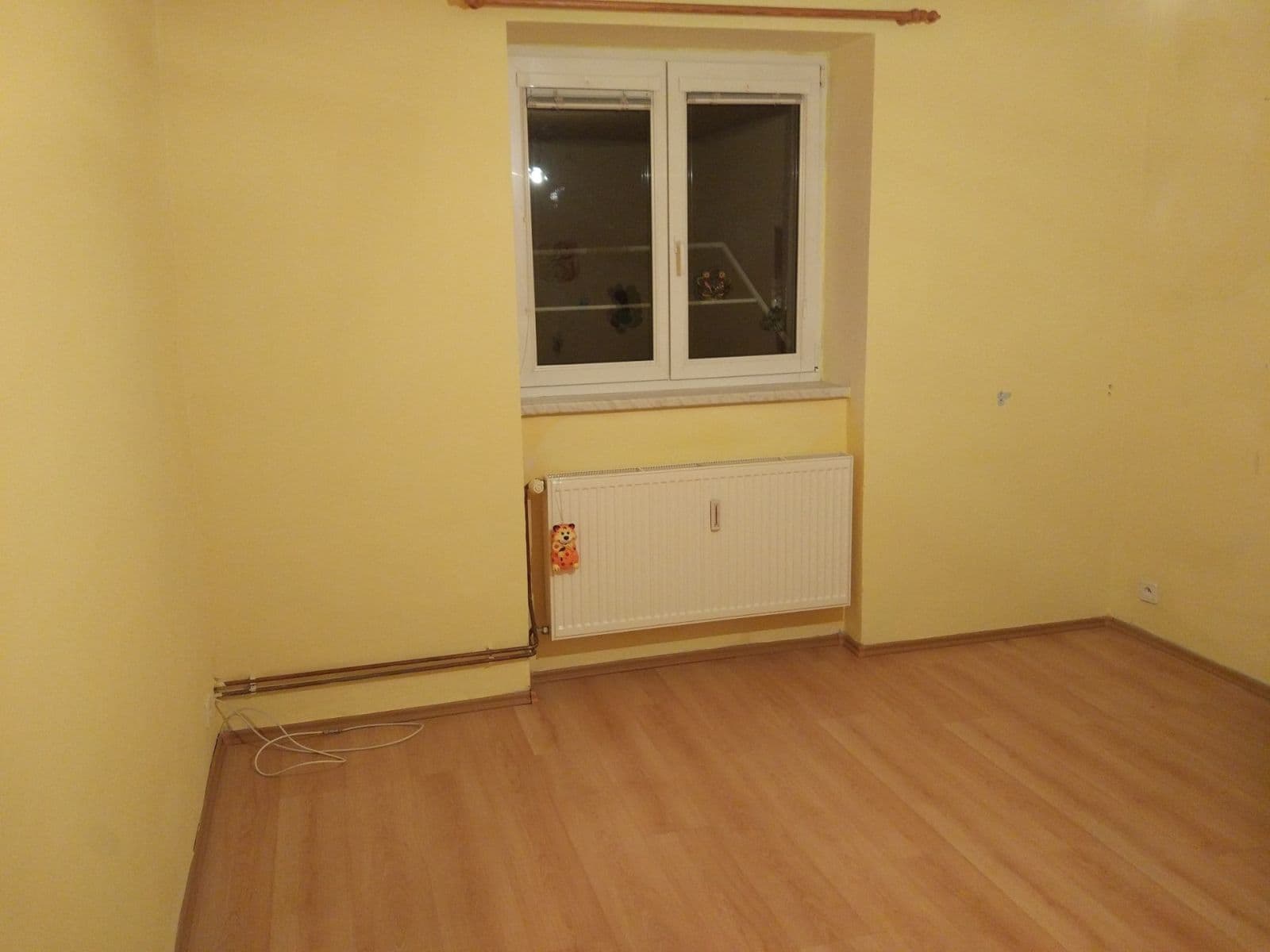 Pronájem bytu 3+1 76 m², Luční, Ostrov, Karlovarský kraj Pronájem bytu 3+1 76 m², Luční, Ostrov, Karlovarský kraj