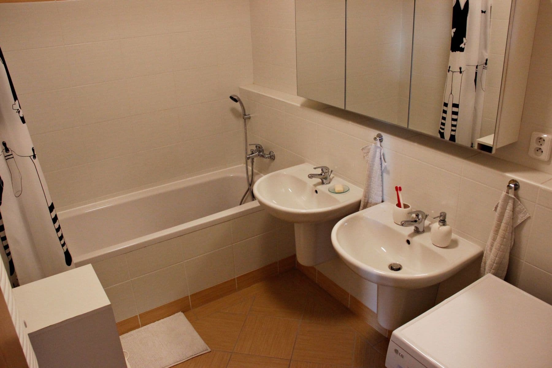 Pronájem bytu 2+kk 45 m², Rychtáře Petříka, Praha, Praha Pronájem bytu 2+kk 45 m², Rychtáře Petříka, Praha, Praha