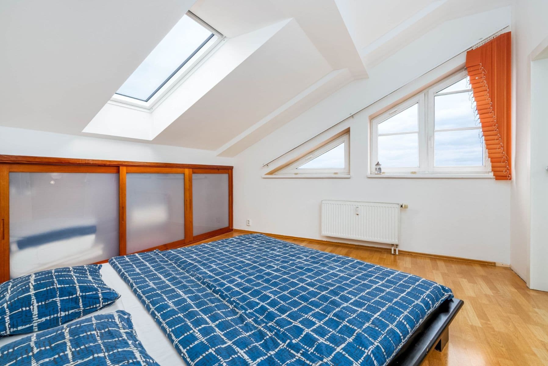 Prodej bytu 2+1 75 m², Lipnická, Praha, Praha Prodej bytu 2+1 75 m², Lipnická, Praha, Praha