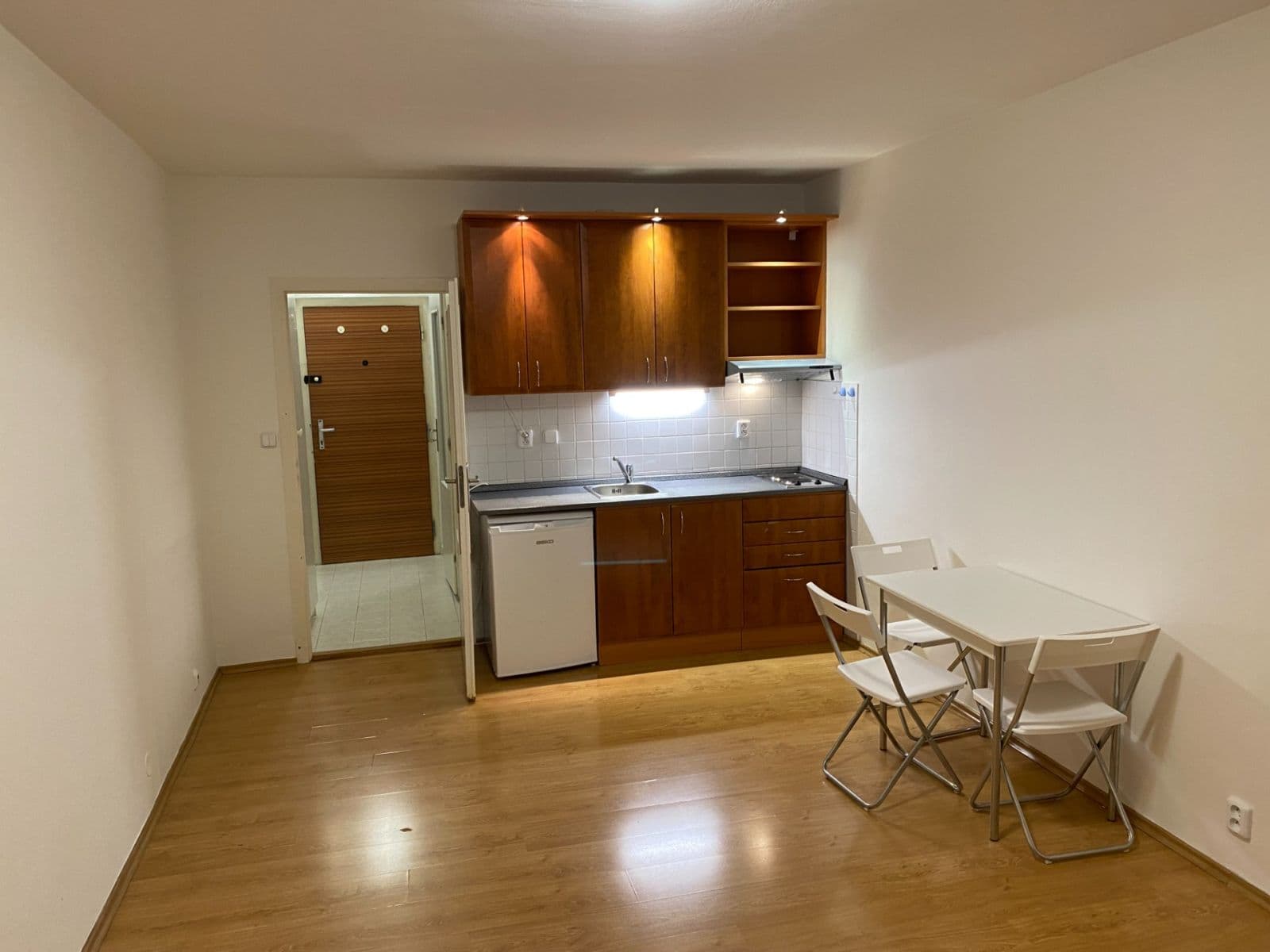 Pronájem bytu 1+kk 31 m², Česákova, Praha, Praha Pronájem bytu 1+kk 31 m², Česákova, Praha, Praha