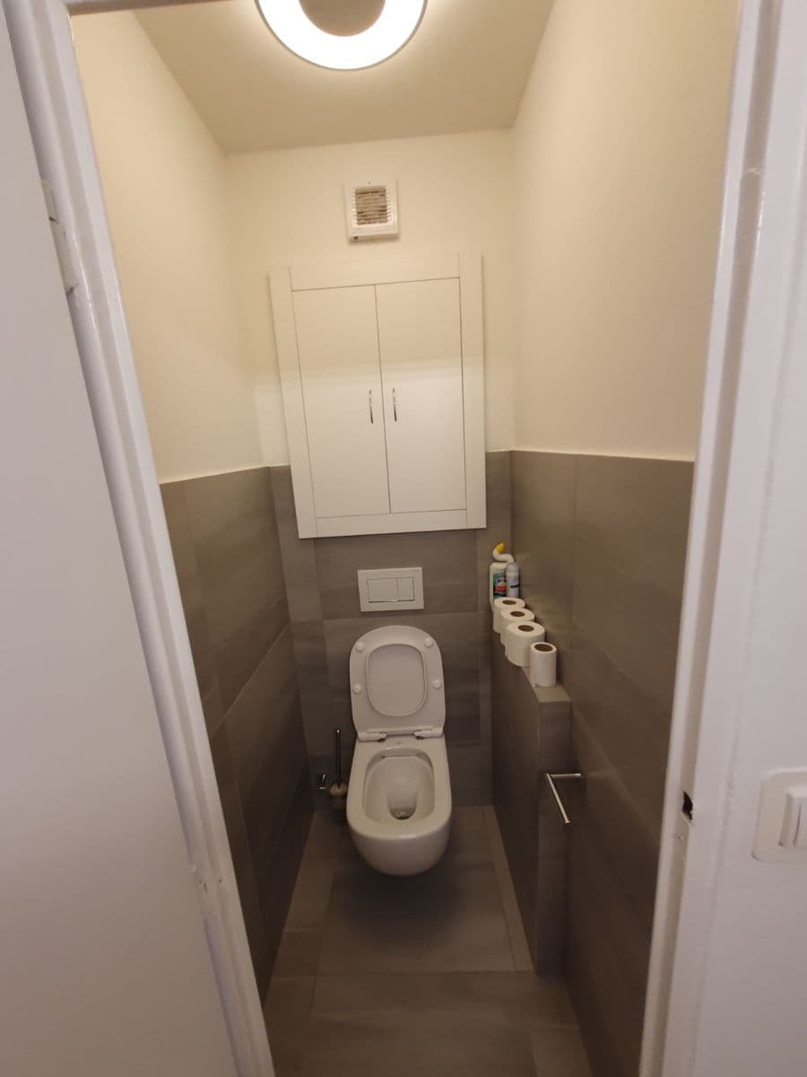 Pronájem bytu 3+1 72 m², Spodní, Brno, Jihomoravský kraj Pronájem bytu 3+1 72 m², Spodní, Brno, Jihomoravský kraj