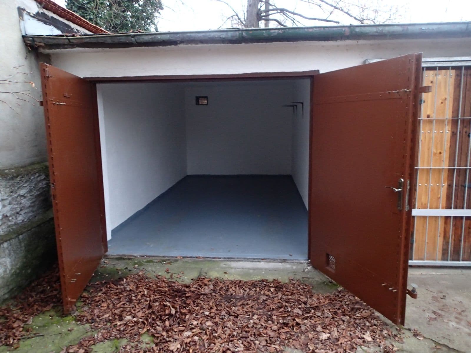 Pronájem garáže 20 m², Na Korábě, Praha, Praha Pronájem garáže 20 m², Na Korábě, Praha, Praha