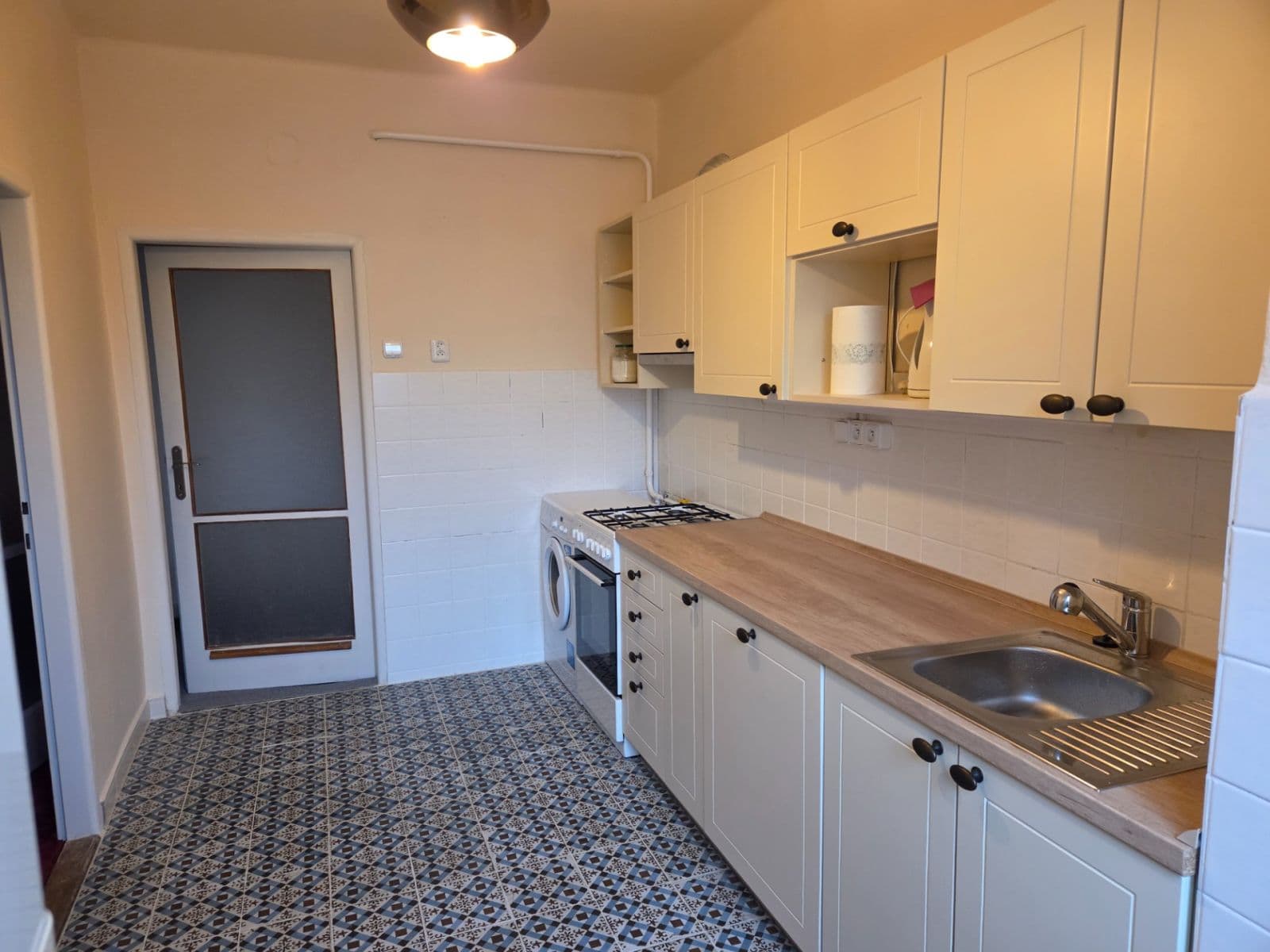 Pronájem bytu 3+1 80 m², Havlíčkovo náměstí, Ostrava, Moravskoslezský kraj Pronájem bytu 3+1 80 m², Havlíčkovo náměstí, Ostrava, Moravskoslezský kraj