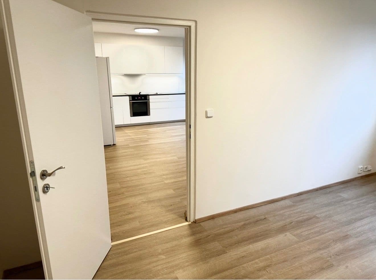 Pronájem bytu 4+kk 83 m², Pujmanové, Praha, Praha Pronájem bytu 4+kk 83 m², Pujmanové, Praha, Praha