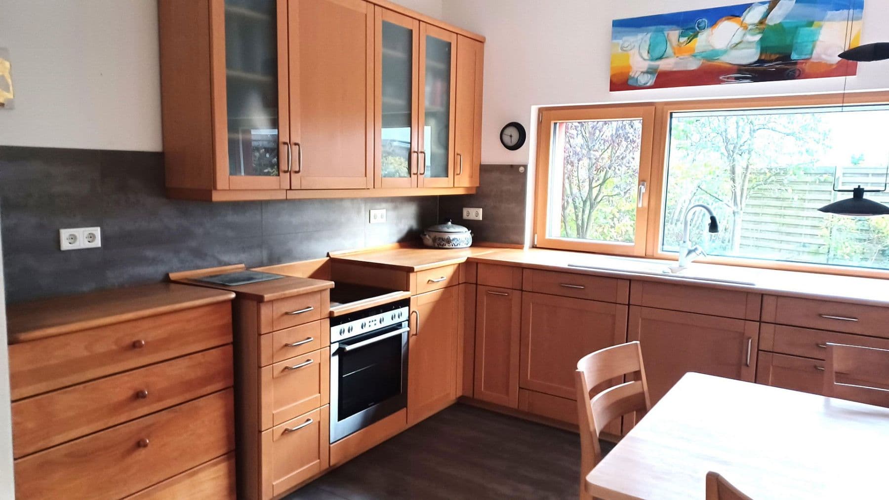 Prodej domu 149 m², pozemek 524 m², Marburg, Hessen Prodej domu 149 m², pozemek 524 m², Marburg, Hessen