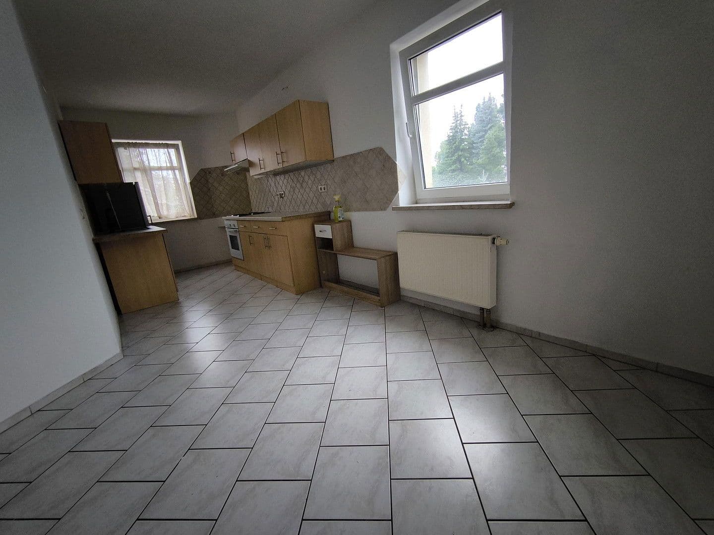 Pronájem bytu 4+1 115 m², Chemnitztalstraße 159, Chemnitz, Sasko Pronájem bytu 4+1 115 m², Chemnitztalstraße 159, Chemnitz, Sasko