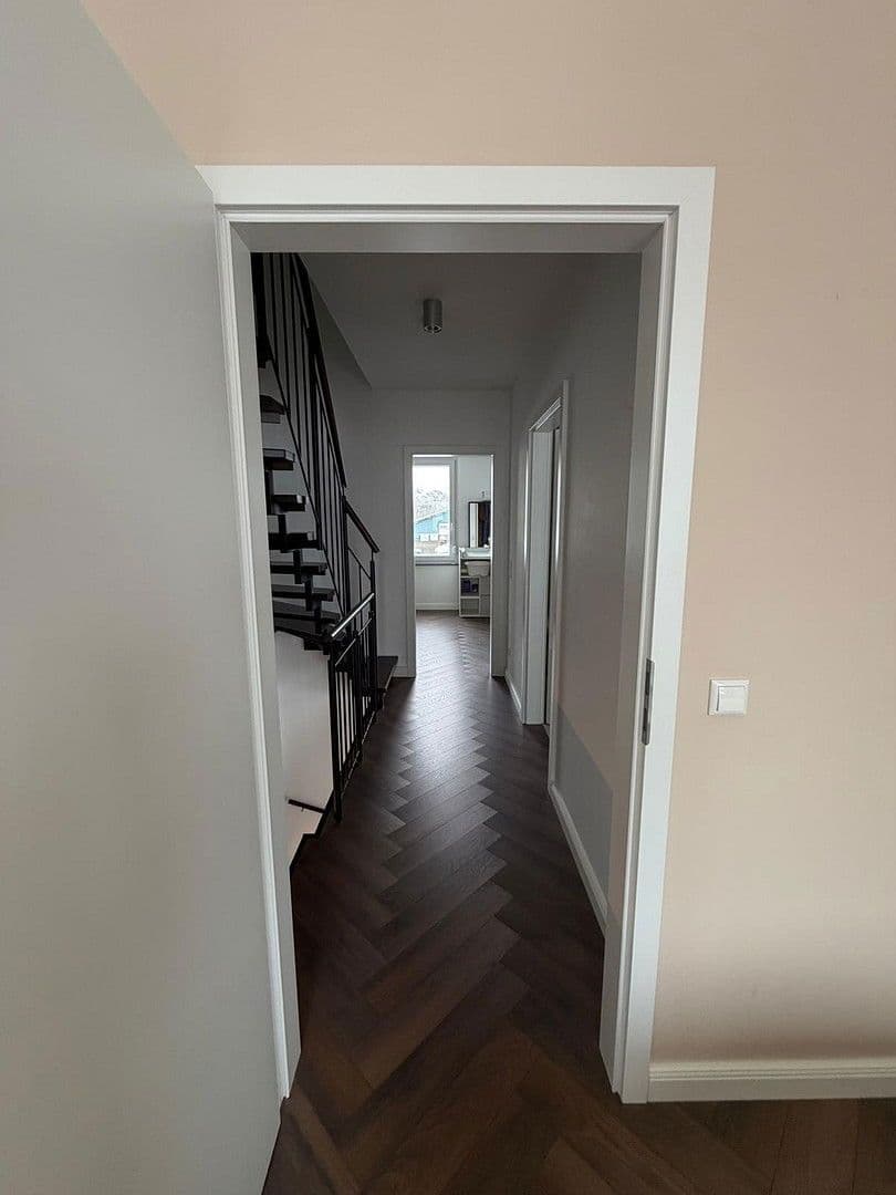 Prodej domu 119 m², pozemek 395 m², Norderstedt, Šlesvicko-Holštýnsko Prodej domu 119 m², pozemek 395 m², Norderstedt, Šlesvicko-Holštýnsko