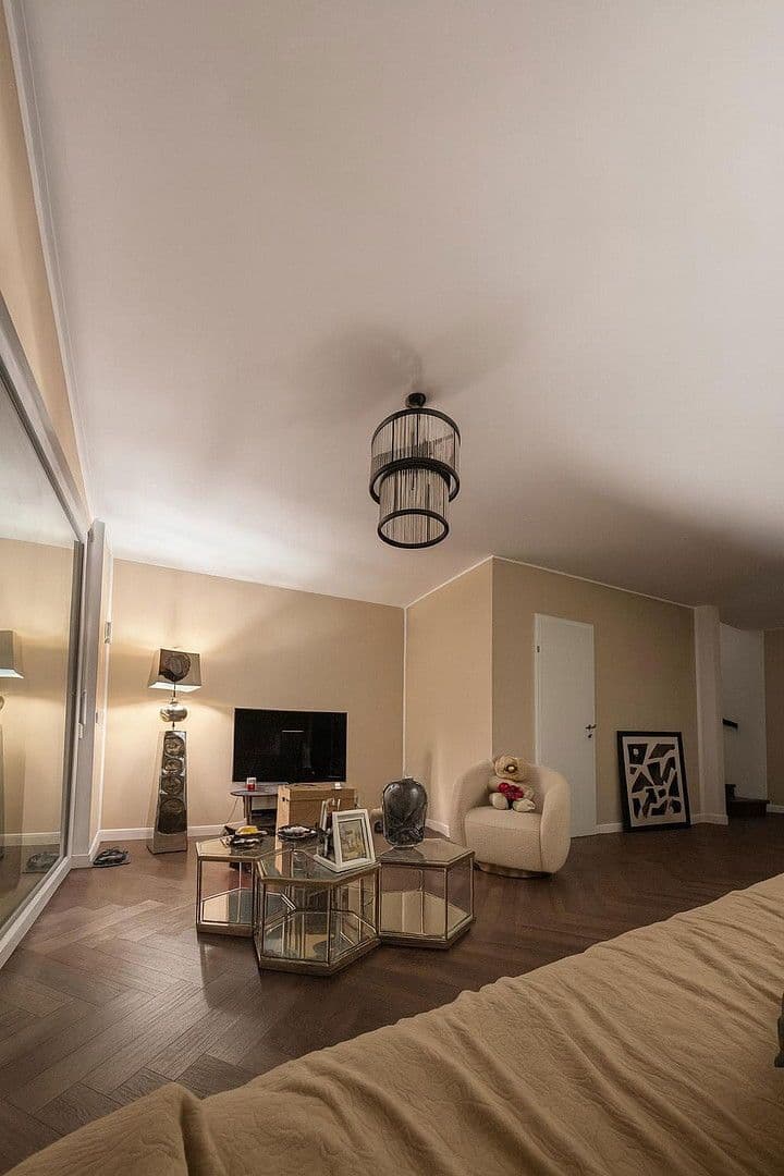 Prodej domu 119 m², pozemek 395 m², Norderstedt, Šlesvicko-Holštýnsko Prodej domu 119 m², pozemek 395 m², Norderstedt, Šlesvicko-Holštýnsko