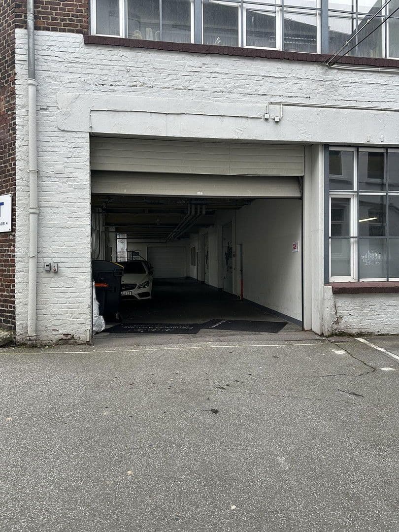 Pronájem nebytového prostoru 323 m², Wiescherstrasse 11b, Wuppertal, Severní Porýní-Vestfálsko Pronájem nebytového prostoru 323 m², Wiescherstrasse 11b, Wuppertal, Severní Porýní-Vestfálsko