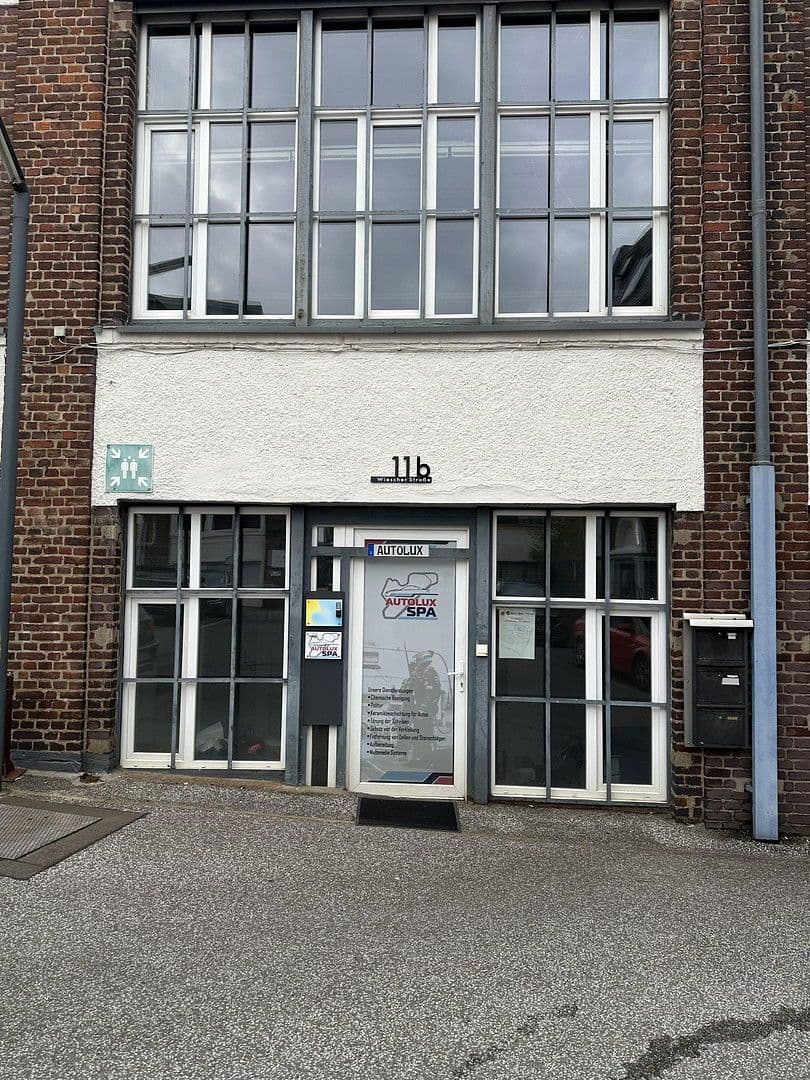 Pronájem nebytového prostoru 323 m², Wiescherstrasse 11b, Wuppertal, Severní Porýní-Vestfálsko Pronájem nebytového prostoru 323 m², Wiescherstrasse 11b, Wuppertal, Severní Porýní-Vestfálsko