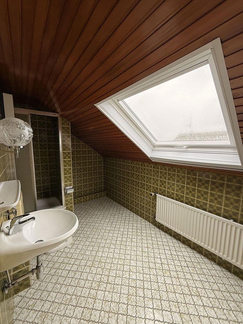 Prodej domu 145 m², pozemek 280 m², Essen, Severní Porýní-Vestfálsko Prodej domu 145 m², pozemek 280 m², Essen, Severní Porýní-Vestfálsko