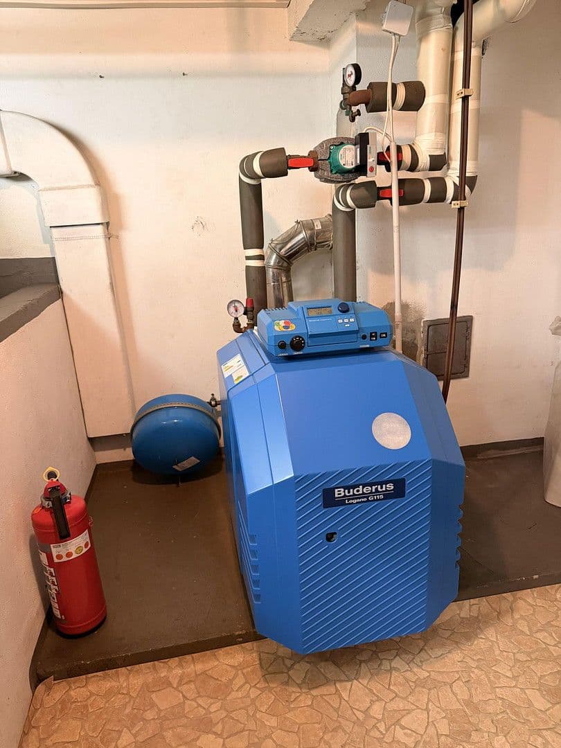 Prodej domu 145 m², pozemek 280 m², Essen, Severní Porýní-Vestfálsko Prodej domu 145 m², pozemek 280 m², Essen, Severní Porýní-Vestfálsko