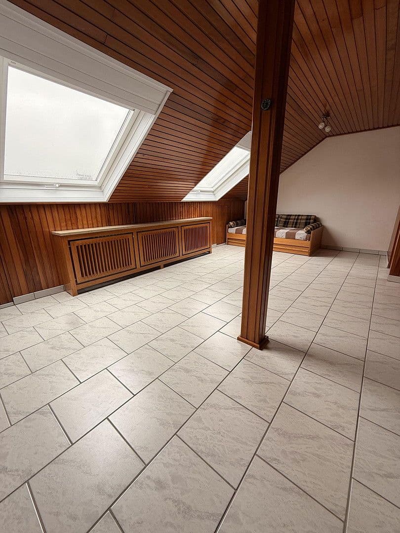 Prodej domu 145 m², pozemek 280 m², Essen, Severní Porýní-Vestfálsko Prodej domu 145 m², pozemek 280 m², Essen, Severní Porýní-Vestfálsko