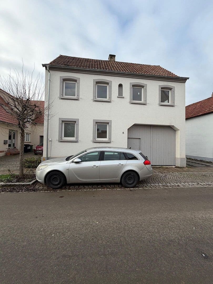 Prodej domu 120 m², pozemek 250 m², Lehrgasse 6, Herxheim bei Landau/Pfalz, Porýní-Falc Prodej domu 120 m², pozemek 250 m², Lehrgasse 6, Herxheim bei Landau/Pfalz, Porýní-Falc