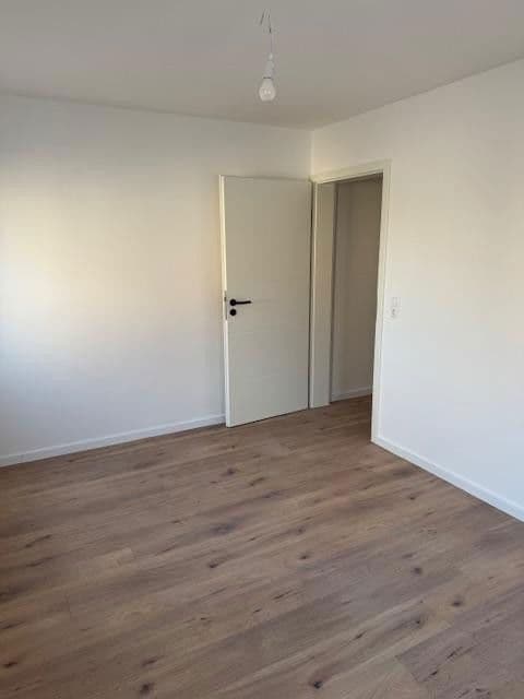 Prodej domu 120 m², pozemek 250 m², Lehrgasse 6, Herxheim bei Landau/Pfalz, Porýní-Falc Prodej domu 120 m², pozemek 250 m², Lehrgasse 6, Herxheim bei Landau/Pfalz, Porýní-Falc