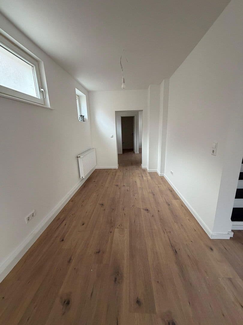 Prodej domu 120 m², pozemek 250 m², Lehrgasse 6, Herxheim bei Landau/Pfalz, Porýní-Falc Prodej domu 120 m², pozemek 250 m², Lehrgasse 6, Herxheim bei Landau/Pfalz, Porýní-Falc