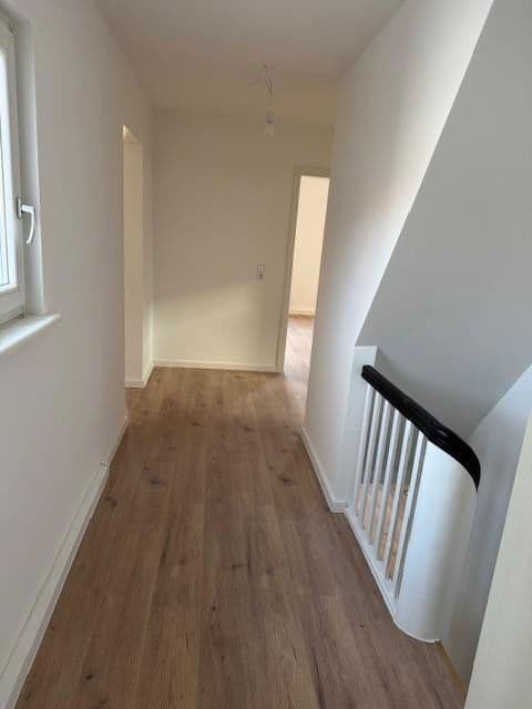 Prodej domu 120 m², pozemek 250 m², Lehrgasse 6, Herxheim bei Landau/Pfalz, Porýní-Falc Prodej domu 120 m², pozemek 250 m², Lehrgasse 6, Herxheim bei Landau/Pfalz, Porýní-Falc