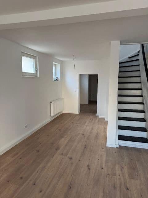 Prodej domu 120 m², pozemek 250 m², Lehrgasse 6, Herxheim bei Landau/Pfalz, Porýní-Falc Prodej domu 120 m², pozemek 250 m², Lehrgasse 6, Herxheim bei Landau/Pfalz, Porýní-Falc