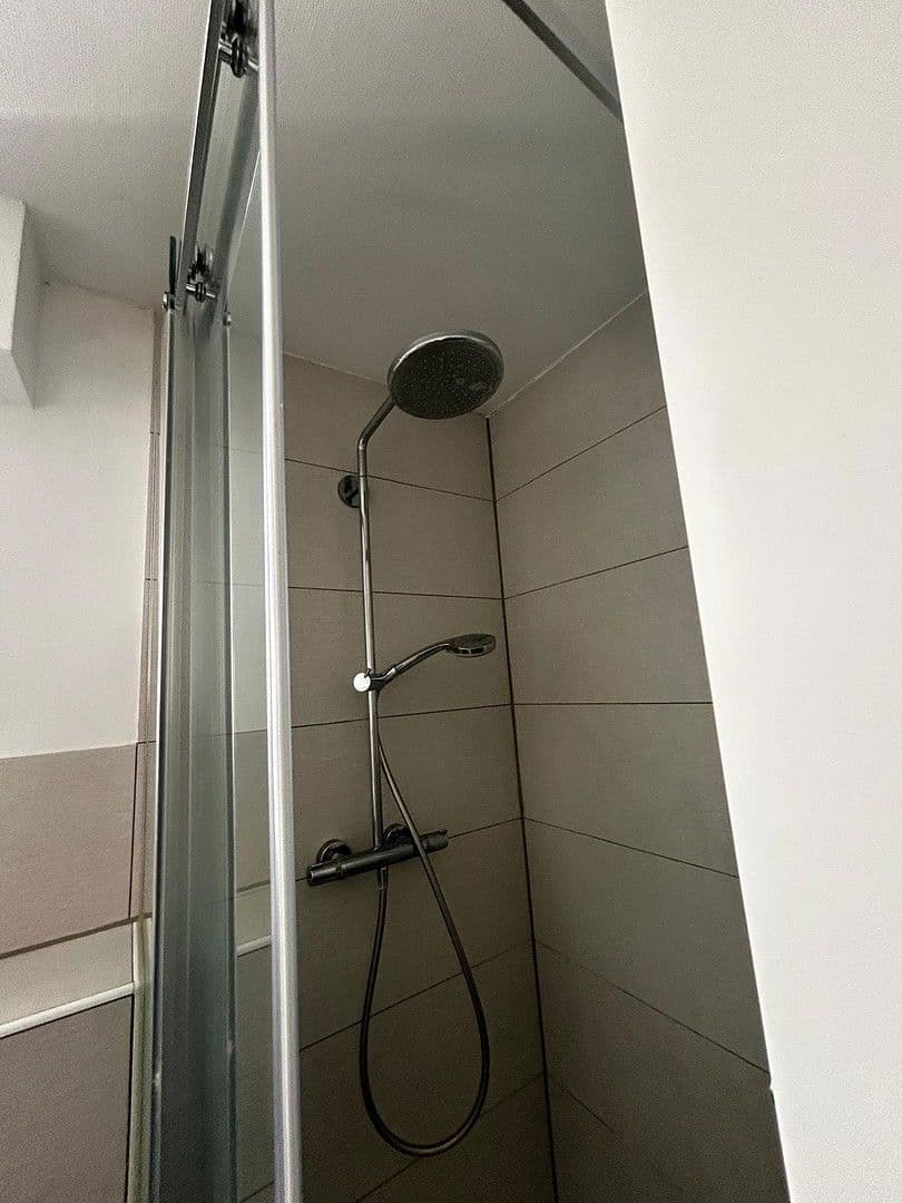 Pronájem bytu 2+1 55 m², Fasanenstraße 18, Mannheim, Bádensko-Württembersko Pronájem bytu 2+1 55 m², Fasanenstraße 18, Mannheim, Bádensko-Württembersko