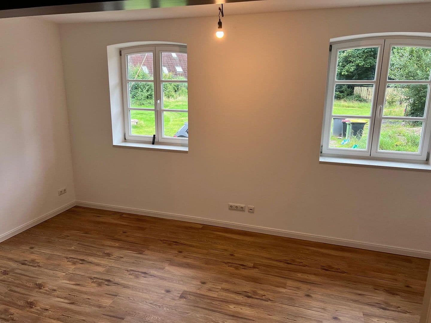 Pronájem bytu 3+1 100 m², Rahlstedter Dorfplatz 4, Hamburg, Hamburg Pronájem bytu 3+1 100 m², Rahlstedter Dorfplatz 4, Hamburg, Hamburg