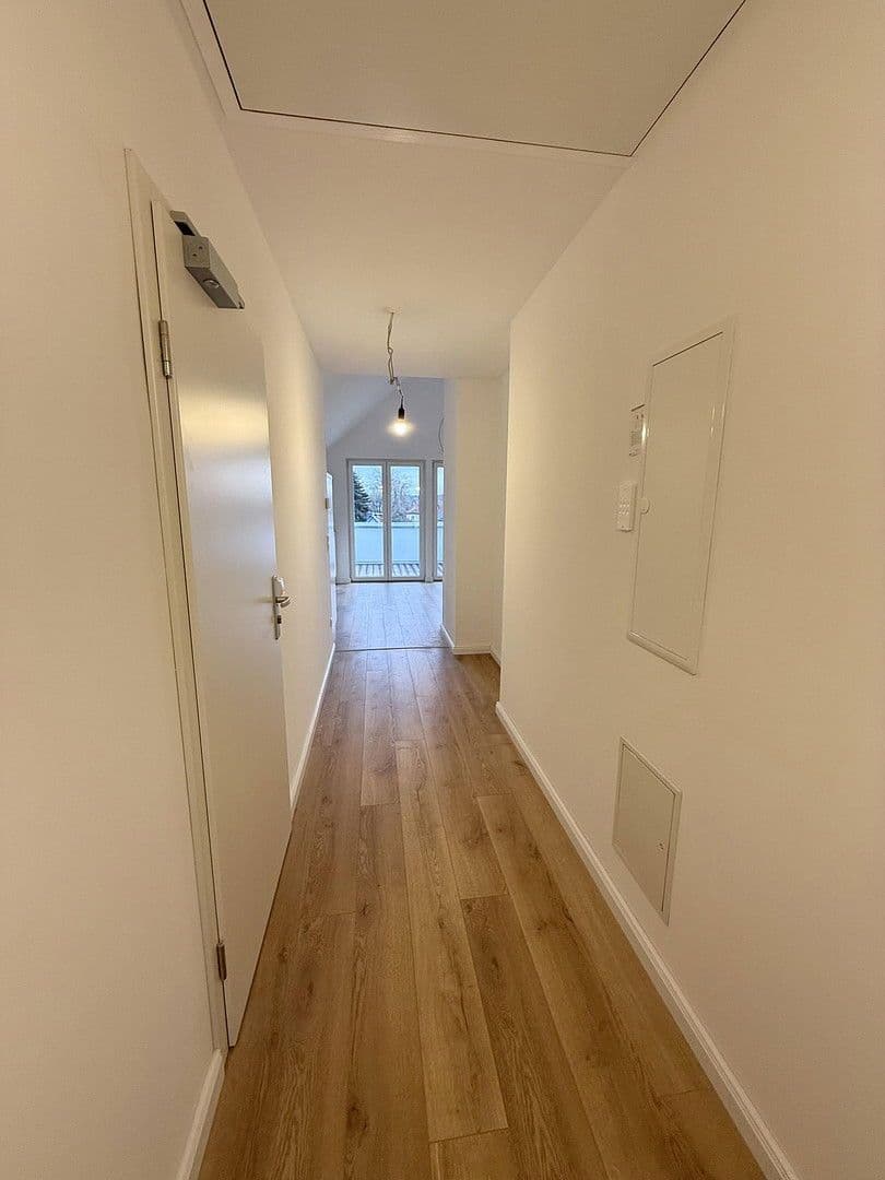 Pronájem bytu 3+1 92 m², Berlin, Berlín Pronájem bytu 3+1 92 m², Berlin, Berlín