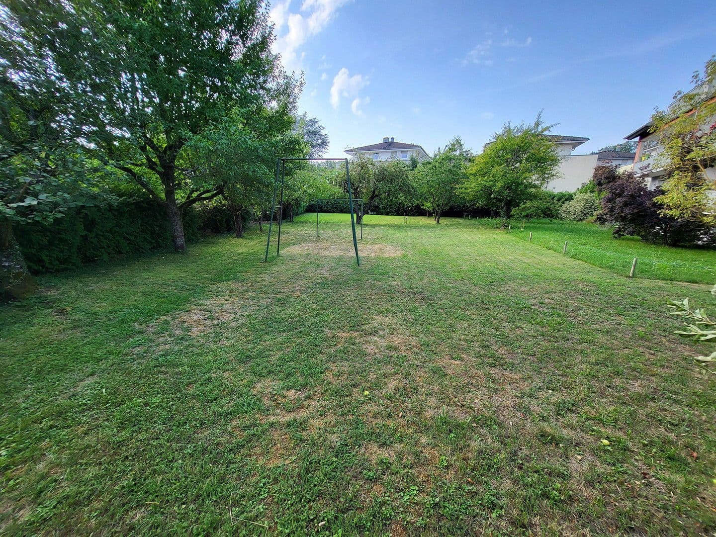 Prodej pozemku 1.315 m², Schloßweg 27, Marloffstein, Bavorsko Prodej pozemku 1.315 m², Schloßweg 27, Marloffstein, Bavorsko