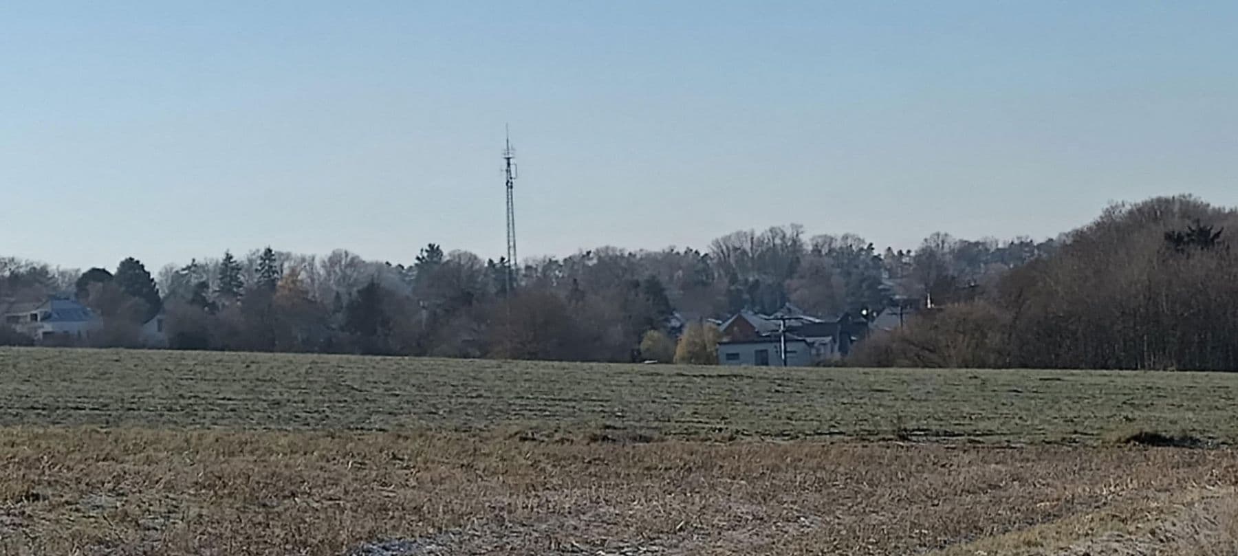 Prodej pozemku 1.315 m², Schloßweg 27, Marloffstein, Bavorsko Prodej pozemku 1.315 m², Schloßweg 27, Marloffstein, Bavorsko