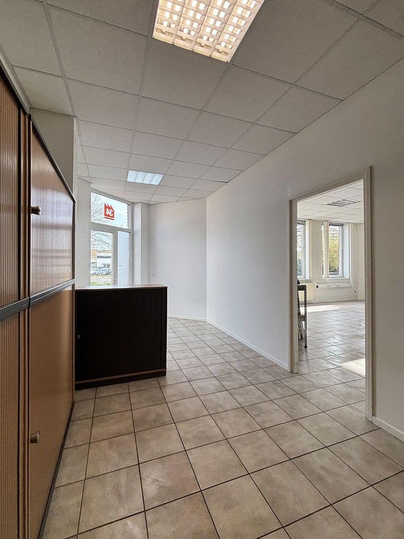 Pronájem kanceláře 275 m², Weihersfeld 34, Brüggen, Severní Porýní-Vestfálsko Pronájem kanceláře 275 m², Weihersfeld 34, Brüggen, Severní Porýní-Vestfálsko
