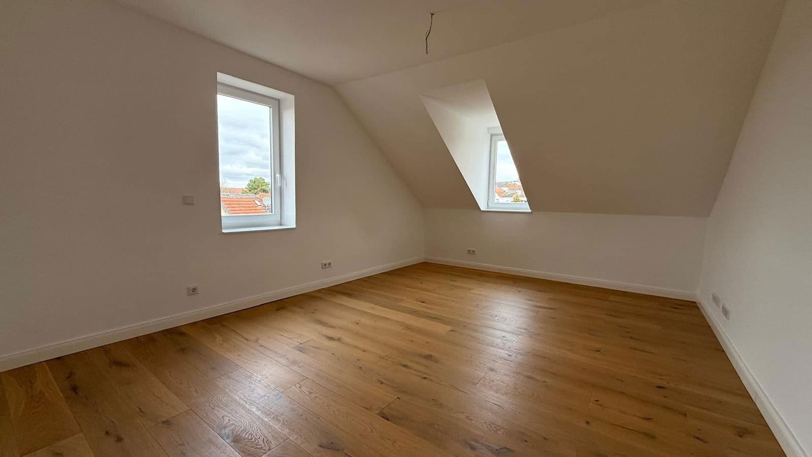 Pronájem bytu 3+1 83 m², Nieder-Olm, Porýní-Falc Pronájem bytu 3+1 83 m², Nieder-Olm, Porýní-Falc