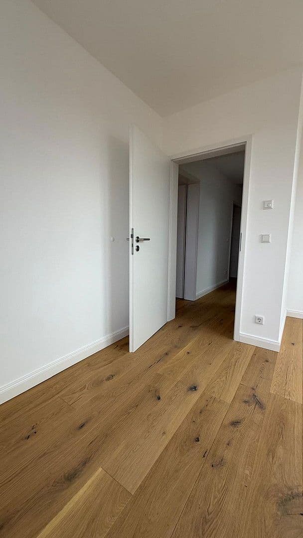 Pronájem bytu 3+1 83 m², Nieder-Olm, Porýní-Falc Pronájem bytu 3+1 83 m², Nieder-Olm, Porýní-Falc
