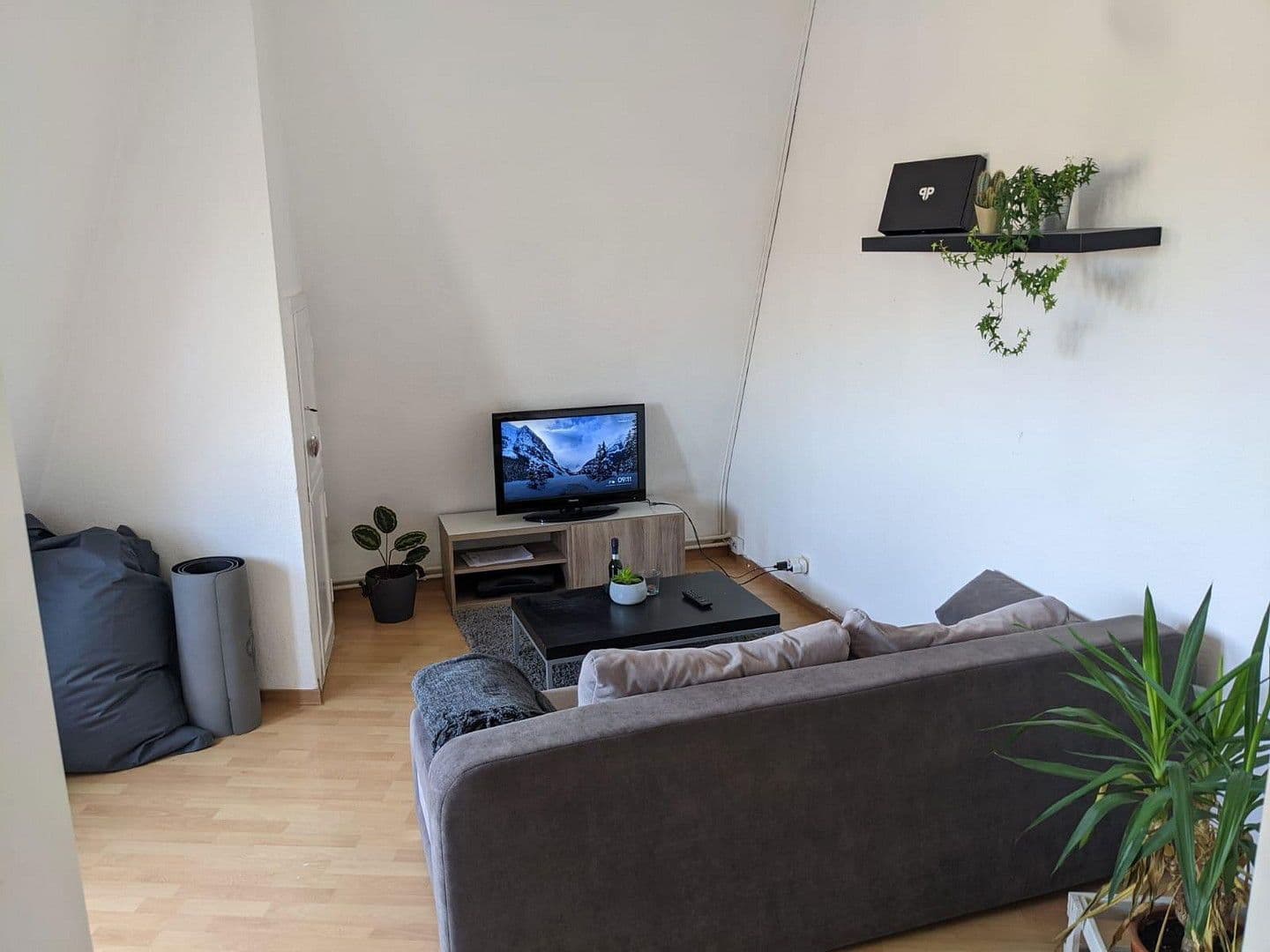 Pronájem bytu 2+1 60 m², Liebigstr. 74, Osnabrück, Dolní Sasko Pronájem bytu 2+1 60 m², Liebigstr. 74, Osnabrück, Dolní Sasko