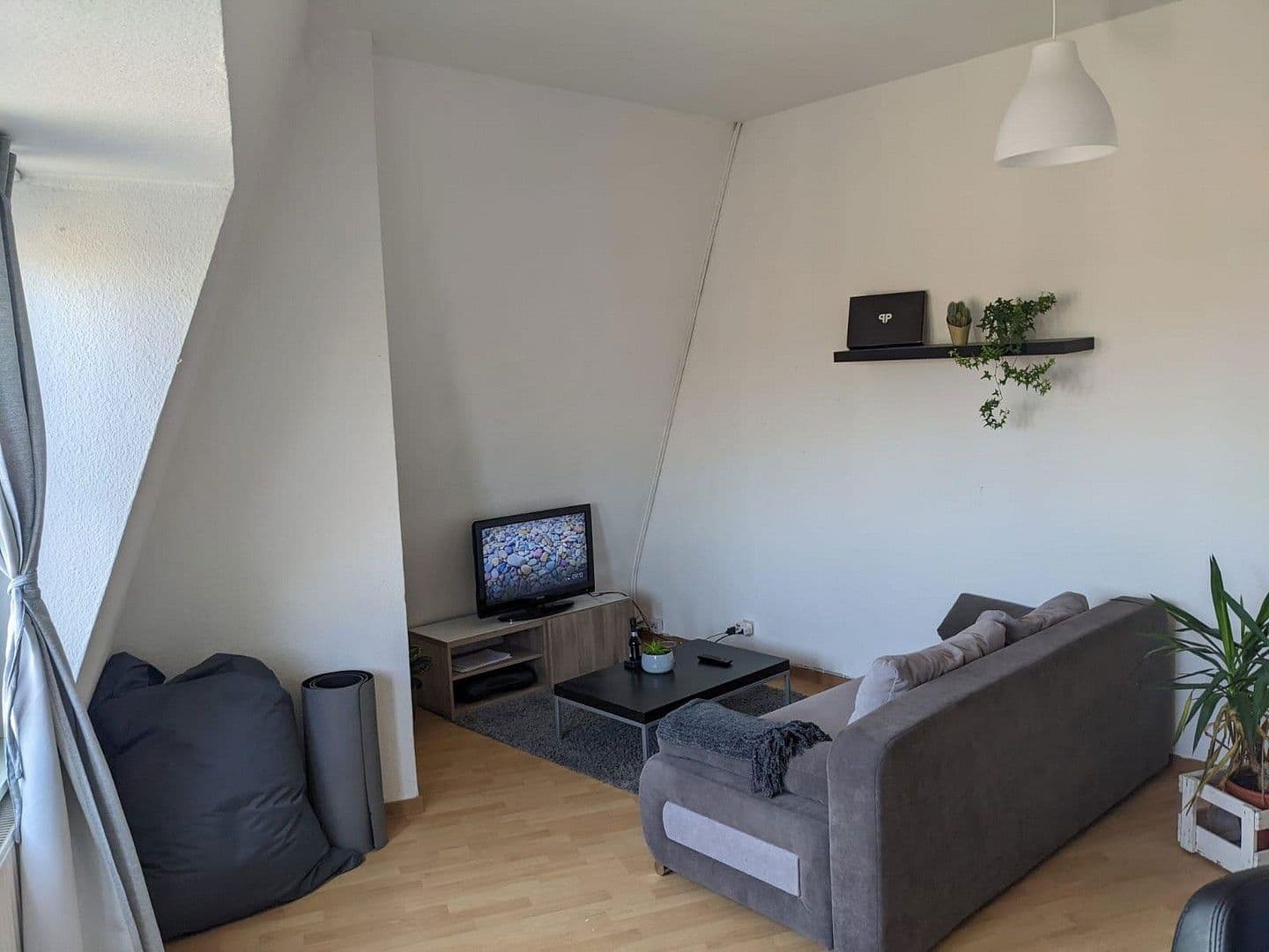 Pronájem bytu 2+1 60 m², Liebigstr. 74, Osnabrück, Dolní Sasko Pronájem bytu 2+1 60 m², Liebigstr. 74, Osnabrück, Dolní Sasko