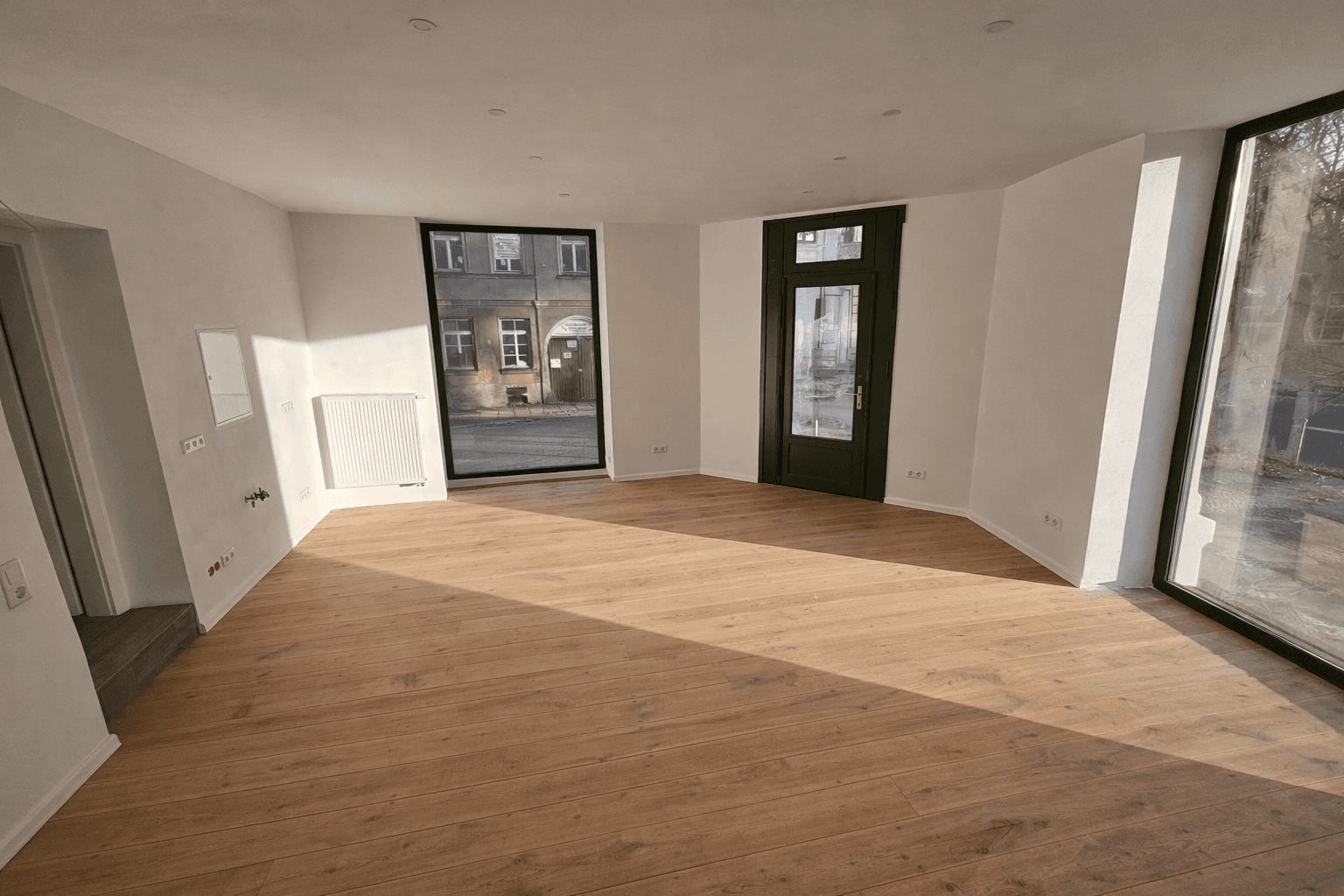 Pronájem kanceláře 60 m², Bahnhofstraße 50 / Konsulstraße 37, Zhořelec, Sasko Pronájem kanceláře 60 m², Bahnhofstraße 50 / Konsulstraße 37, Zhořelec, Sasko